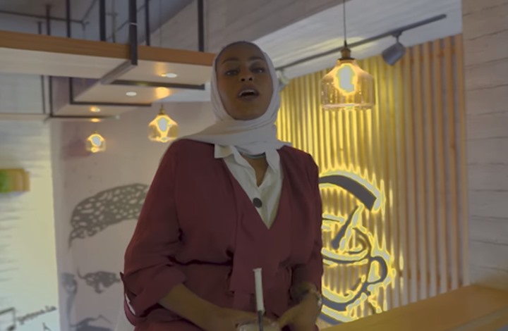 Арест заплашва рапърка в Саудитска Арабия заради песен, посветена на жените в град Мека (видео)