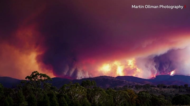 Австралия обяви извънредно положение за региона на Канбера, заради бушуващи пожари (видео)